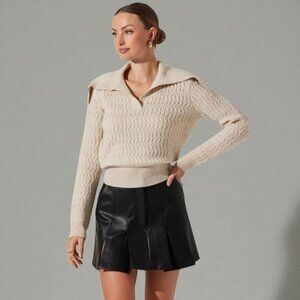 NWT ASTR Xanthe Wool Blend Oversize Collar Sweater One Size